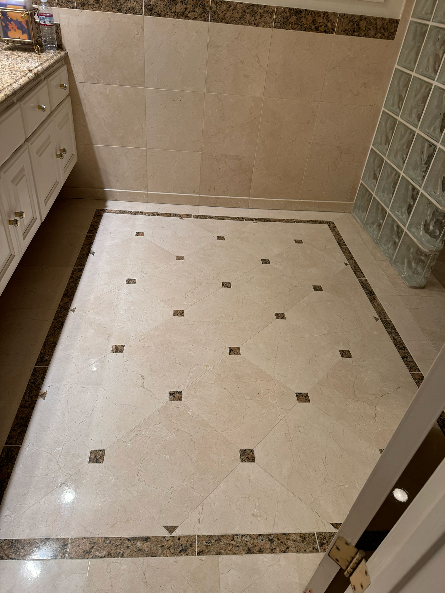 Tile and Grout Cleaning in Burbank